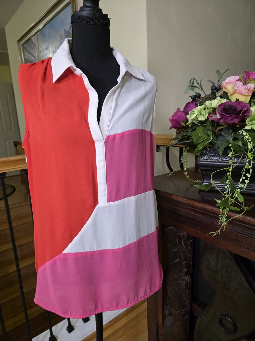 bebe Y2K Colorblock Sleeveless Collared Top - Red, Pink & White Large